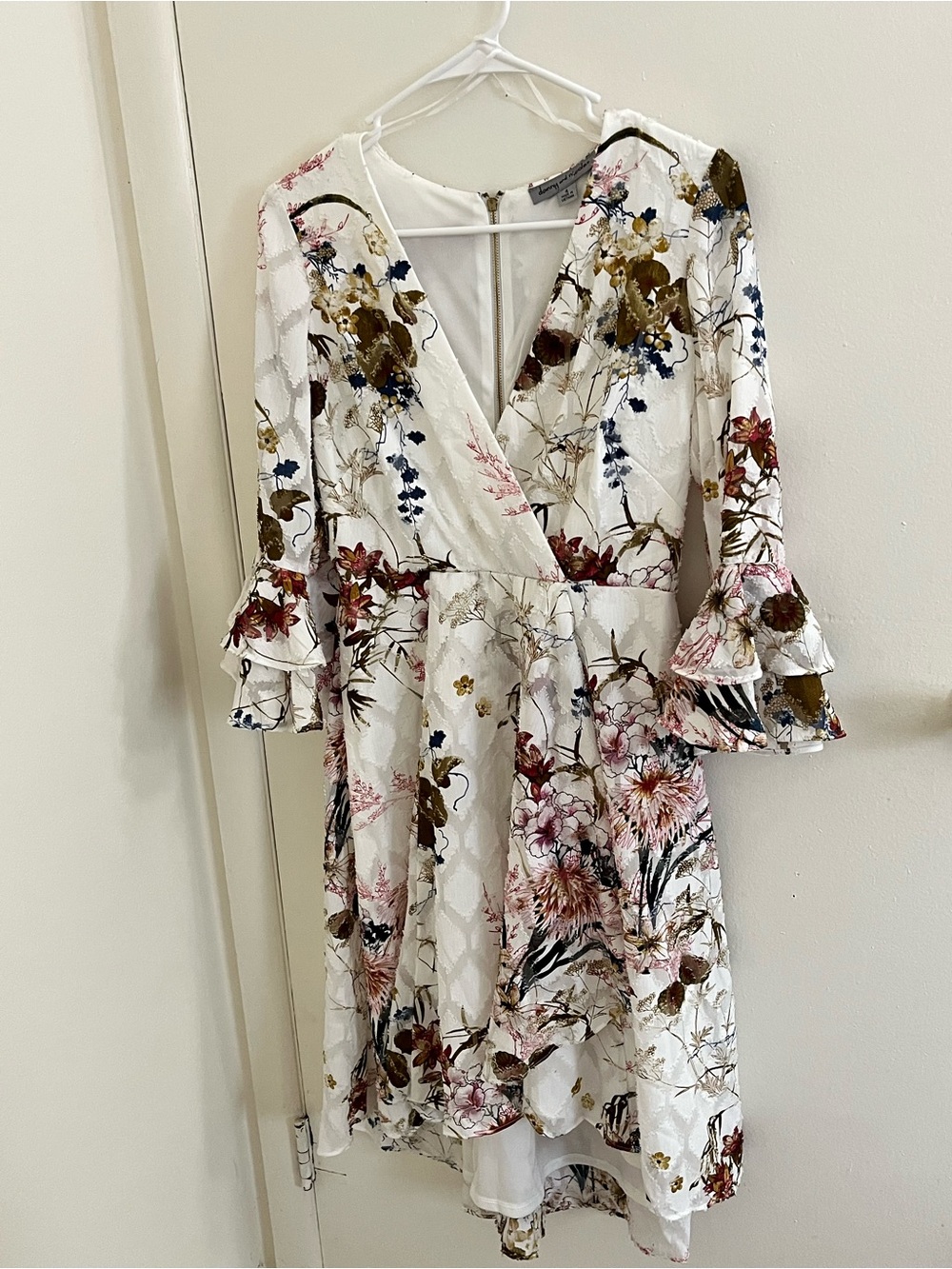 Danny & Nicole Size 4 Floral Fit & Flare Midi Dress Ruffle Sleeves